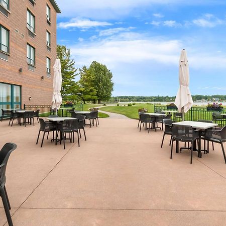 Best Western Inn On The Bay Owen Sound Exterior photo