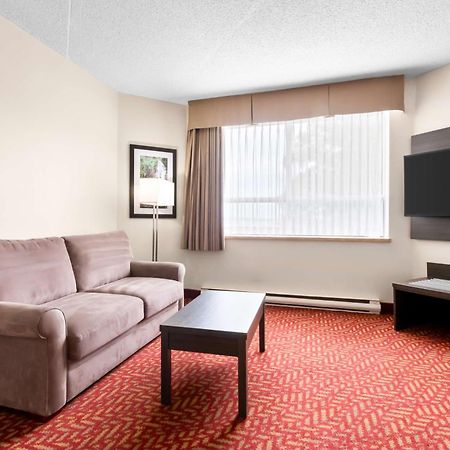 Best Western Inn On The Bay Owen Sound Exterior photo