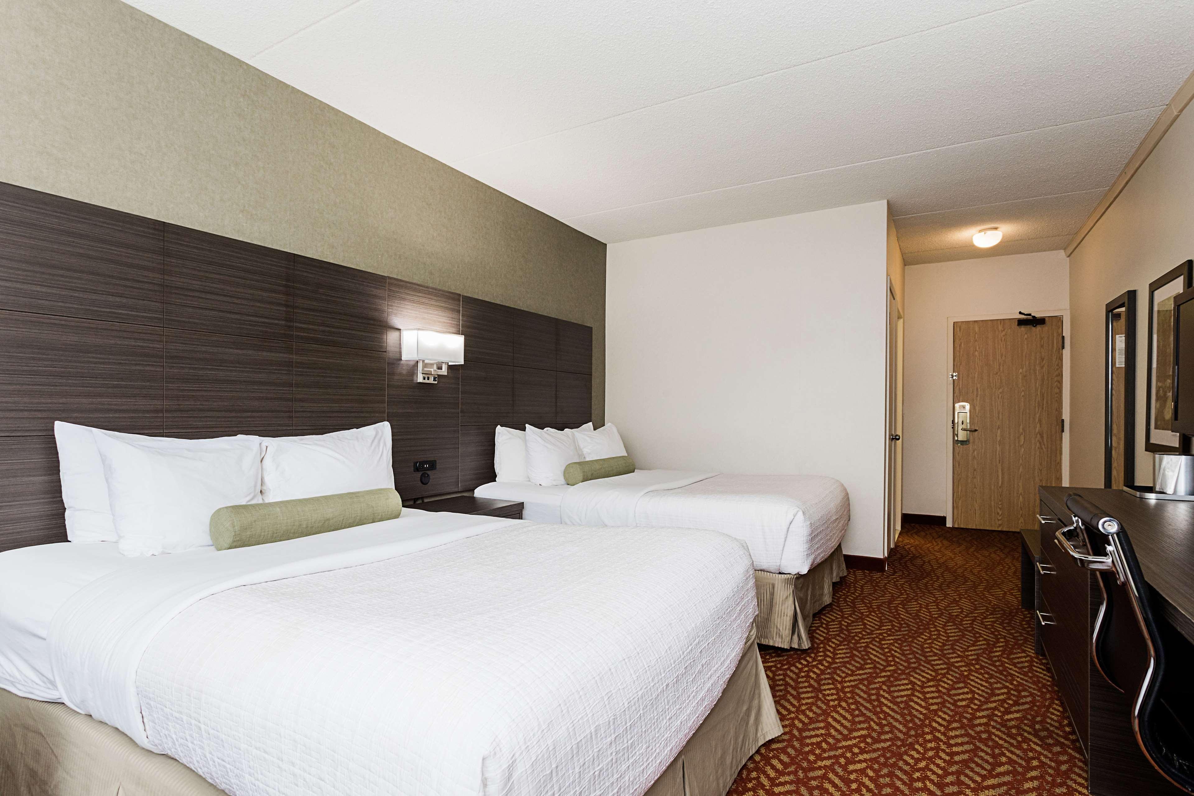 Best Western Inn On The Bay Owen Sound Exterior photo