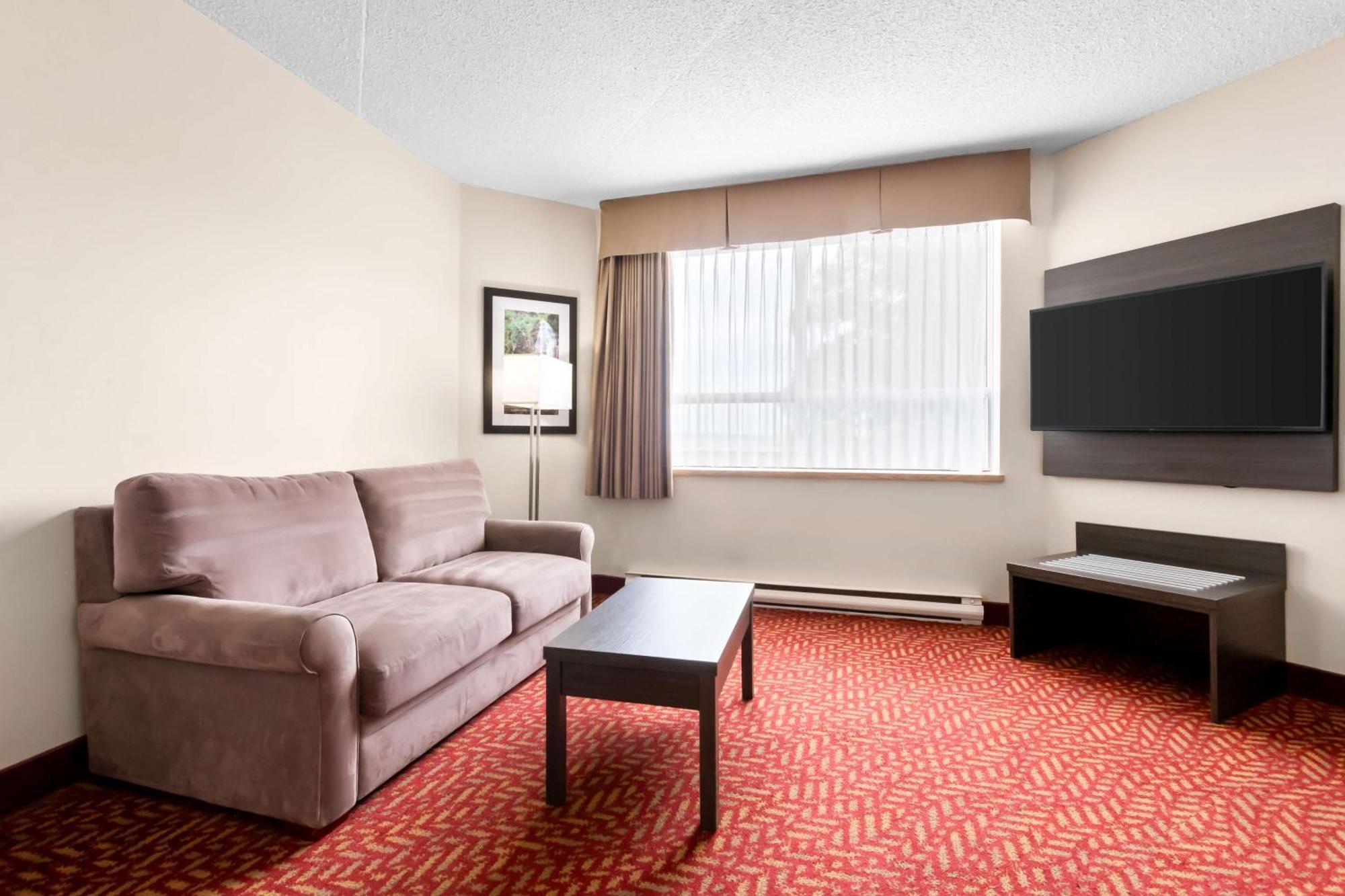 Best Western Inn On The Bay Owen Sound Exterior photo