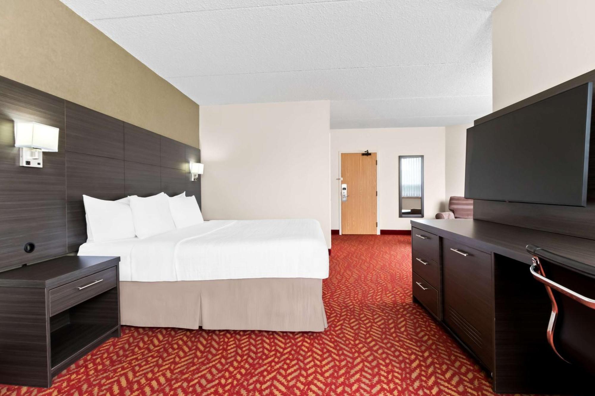 Best Western Inn On The Bay Owen Sound Exterior photo