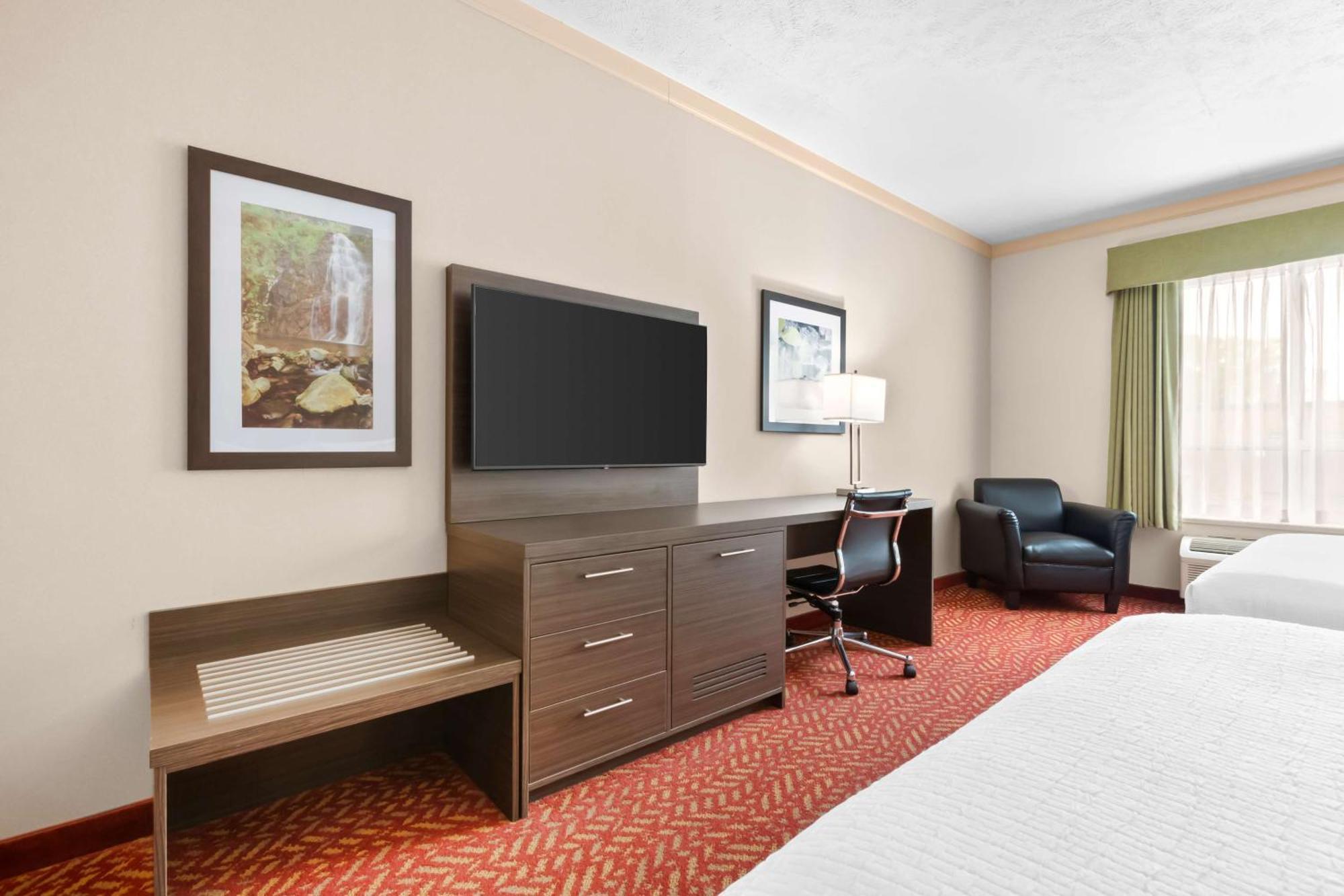 Best Western Inn On The Bay Owen Sound Exterior photo