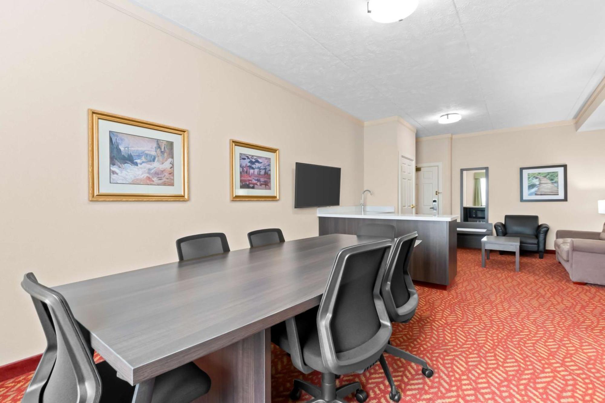 Best Western Inn On The Bay Owen Sound Exterior photo