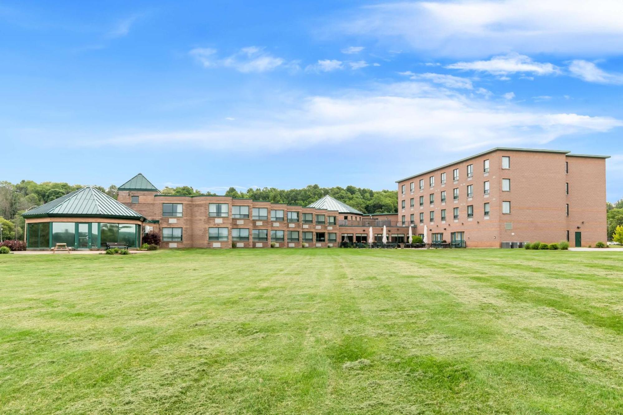 Best Western Inn On The Bay Owen Sound Exterior photo